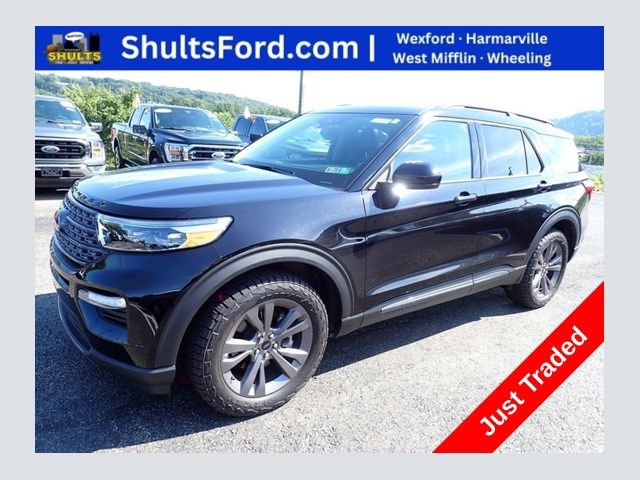 Certified 2024 Ford Explorer XLT w/ Equipment Group 202A AWD/4WD image 1