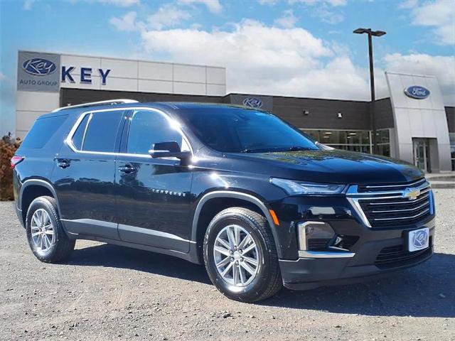 Used 2022 Chevrolet Traverse LT