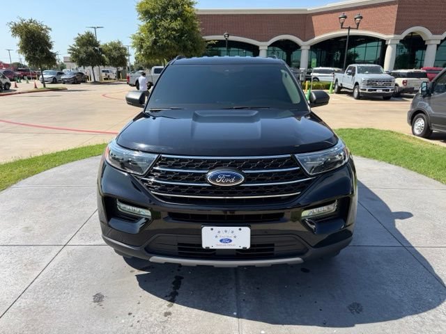 Certified 2023 Ford Explorer XLT w/ Equipment Group 202A RWD image 2