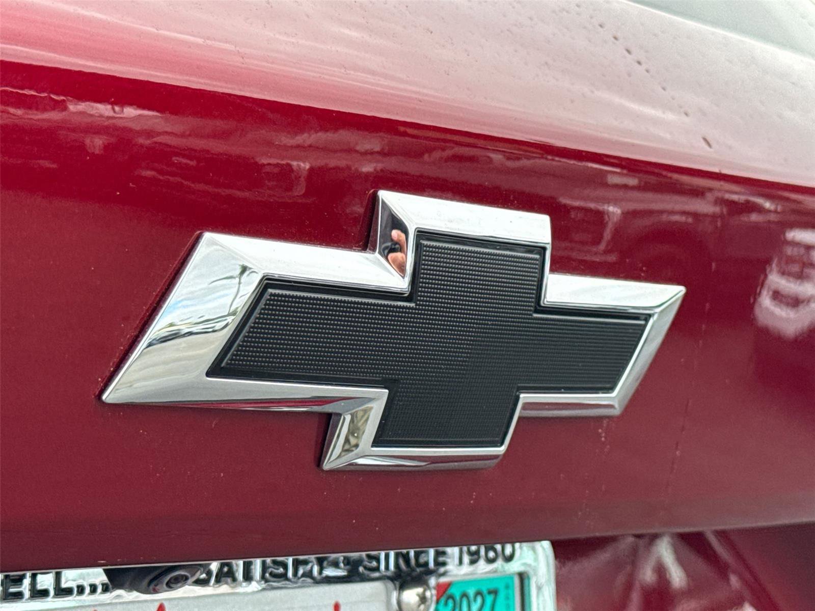 Used 2025 Chevrolet Trax RS FWD image 14