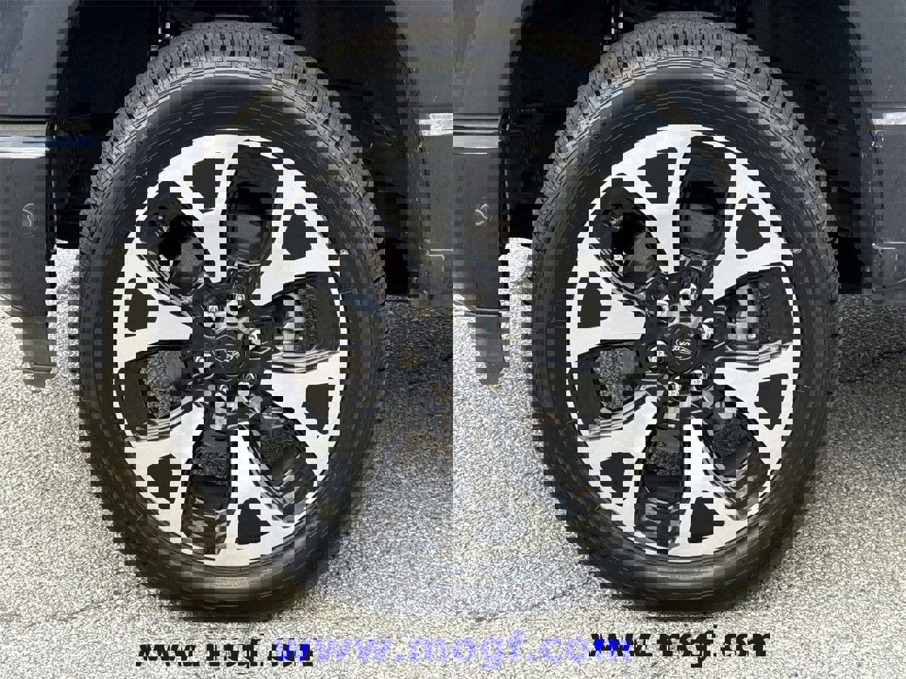 Certified 2022 Ford F150 Lightning Platinum image 41