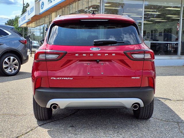 Certified 2024 Ford Escape Platinum AWD/4WD image 22