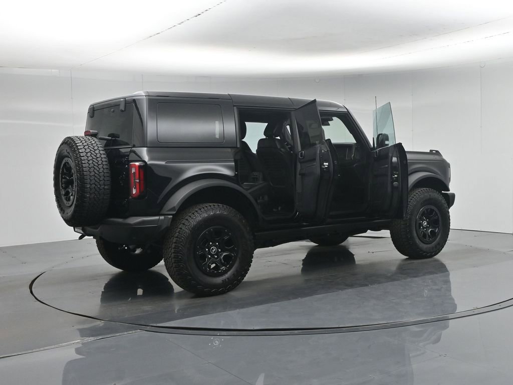 Certified 2025 Ford Bronco Badlands AWD/4WD image 6