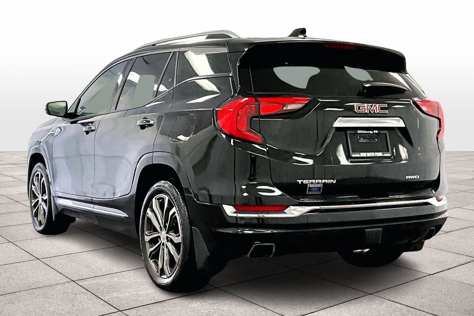 Used 2019 GMC Terrain Denali image 4