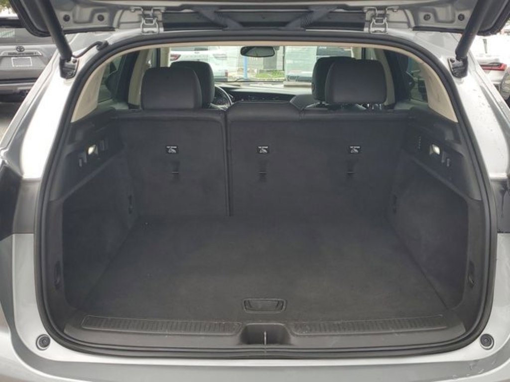 Used 2023 Buick Envision Essence image 38