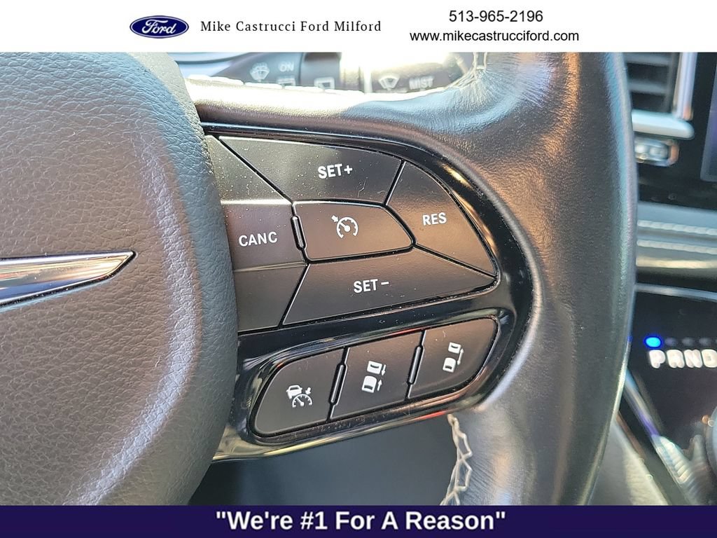 Used 2021 Chrysler Pacifica Touring-L w/ S Appearance Package FWD image 17