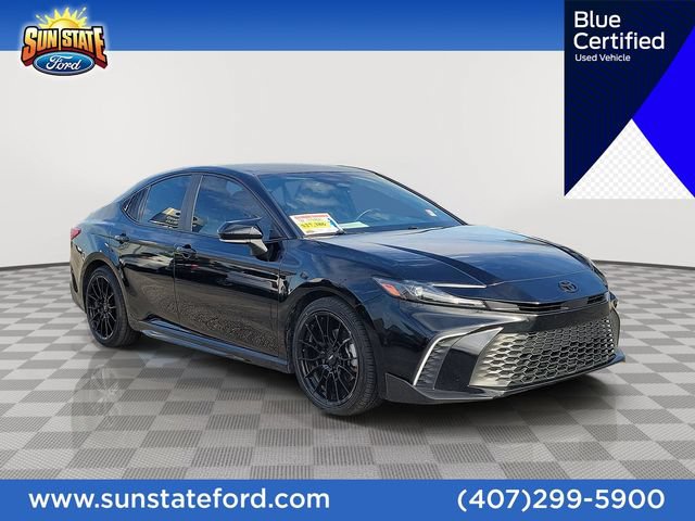 Used 2025 Toyota Camry SE w/ Convenience Package FWD image 1