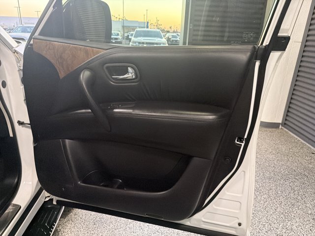 Used 2022 Nissan Armada SL w/ Captain's Chairs Package RWD image 19