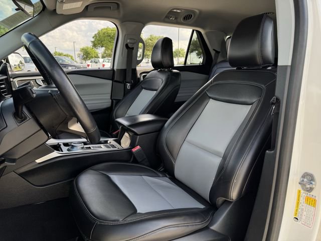 Certified 2022 Ford Explorer XLT w/ Equipment Group 202A image 24