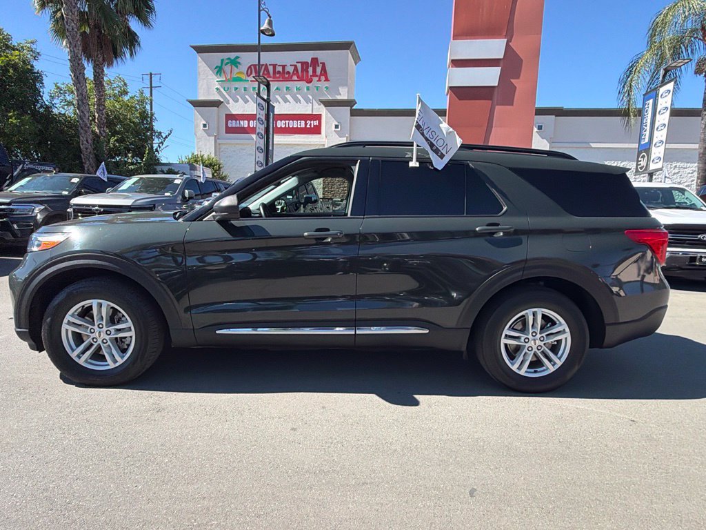 Certified 2023 Ford Explorer XLT RWD image 7