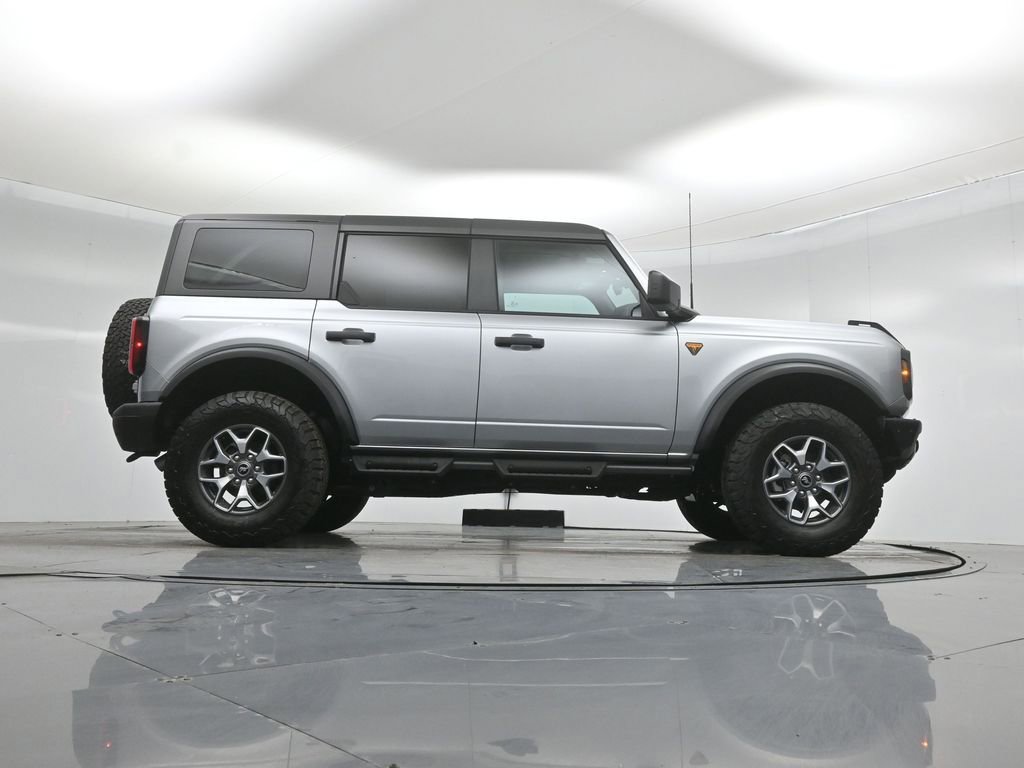 Certified 2024 Ford Bronco Badlands AWD/4WD image 46