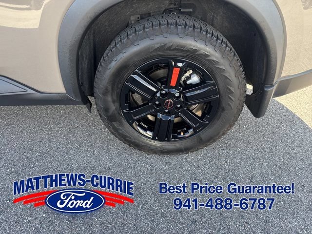 Used 2025 Nissan Rogue SV AWD/4WD image 15
