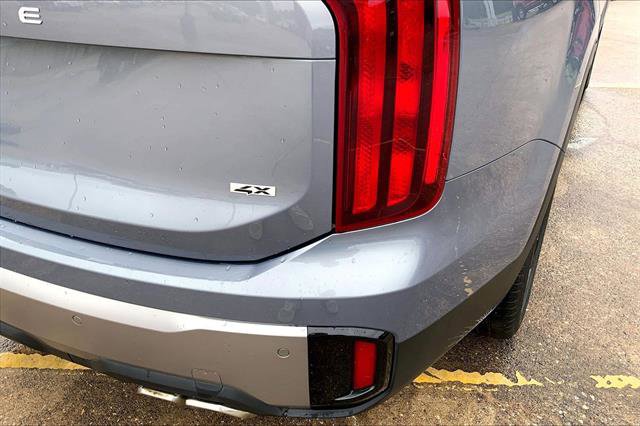 Used 2025 Kia Telluride S AWD/4WD image 7