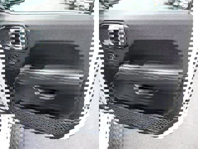 Used 2021 Jeep Wrangler Unlimited Sahara w/ Cold Weather Group image 29