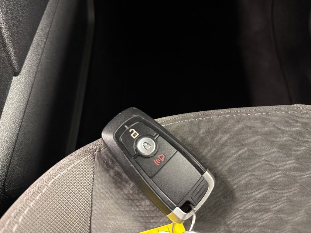 Certified 2022 Ford Escape SE AWD/4WD image 37