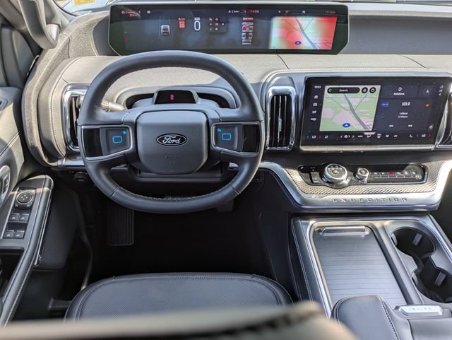 Certified 2026 Ford Expedition Platinum w/ Stealth Appearance Package AWD/4WD image 15
