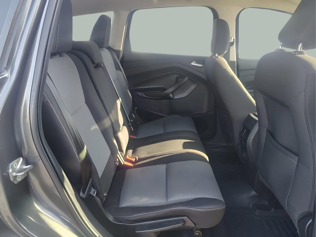 Certified 2018 Ford Escape SE image 28