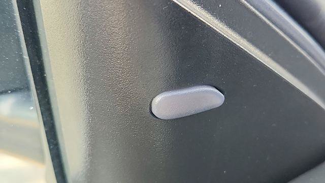Used 2024 Nissan Altima 2.5 SV FWD image 12