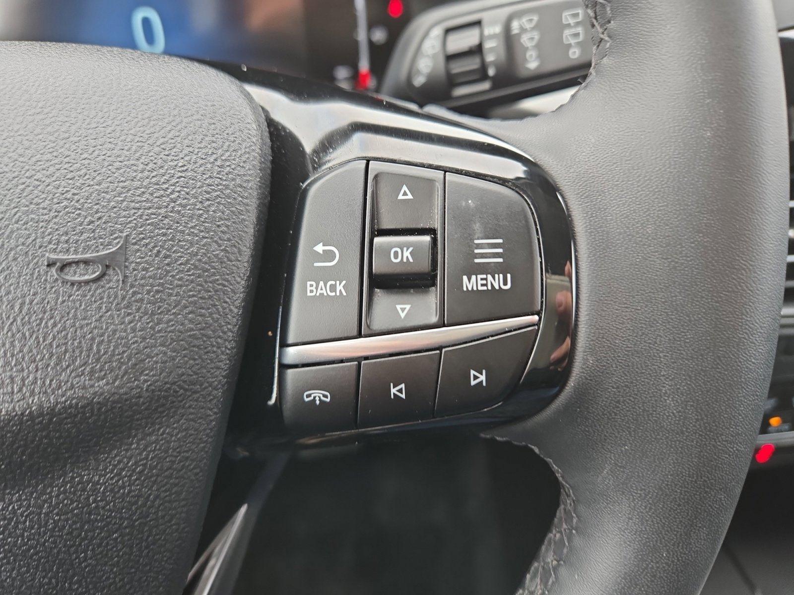 Certified 2023 Ford Escape Active AWD/4WD image 15
