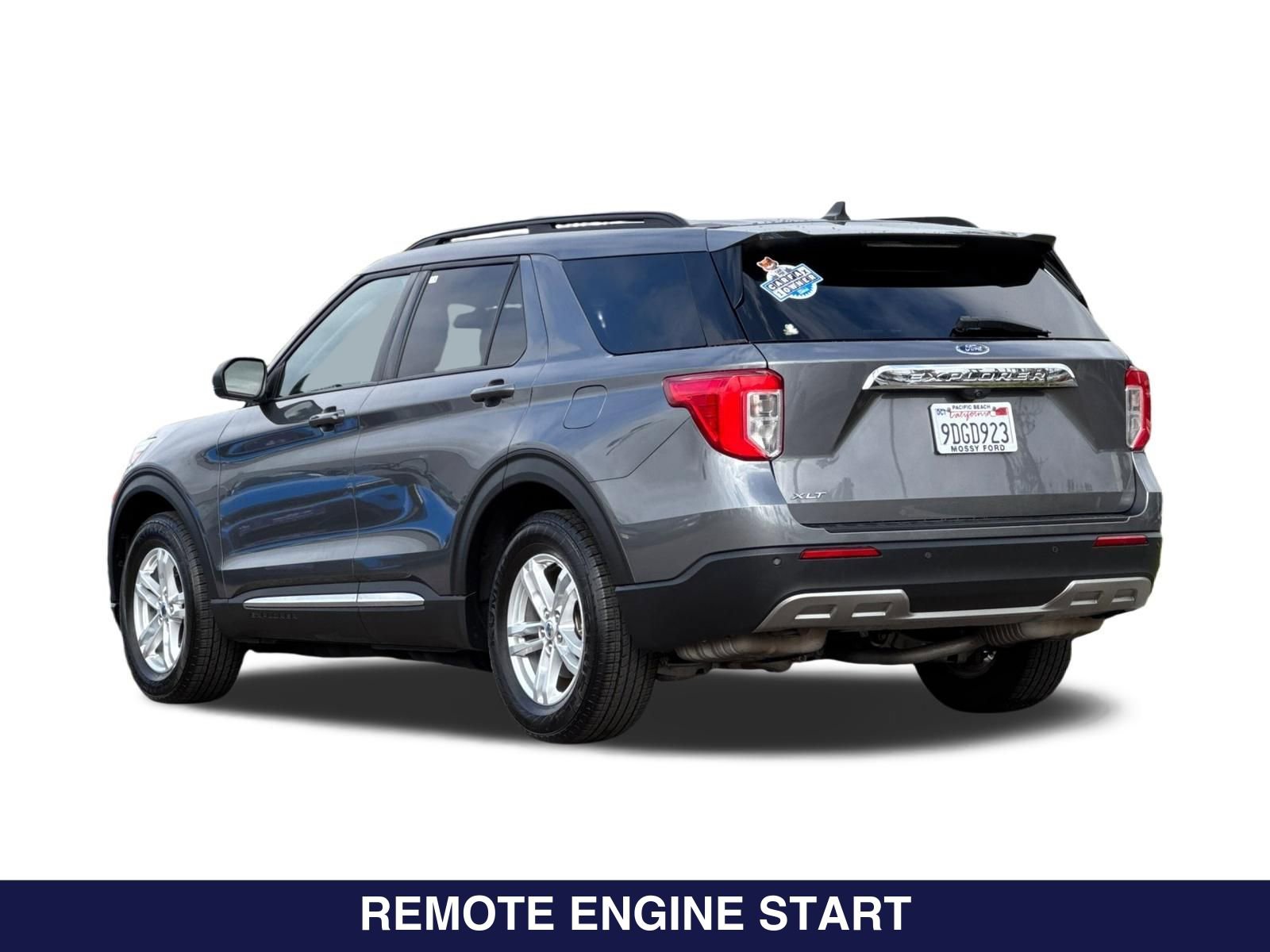 Certified 2022 Ford Explorer XLT w/ Equipment Group 202A RWD image 9