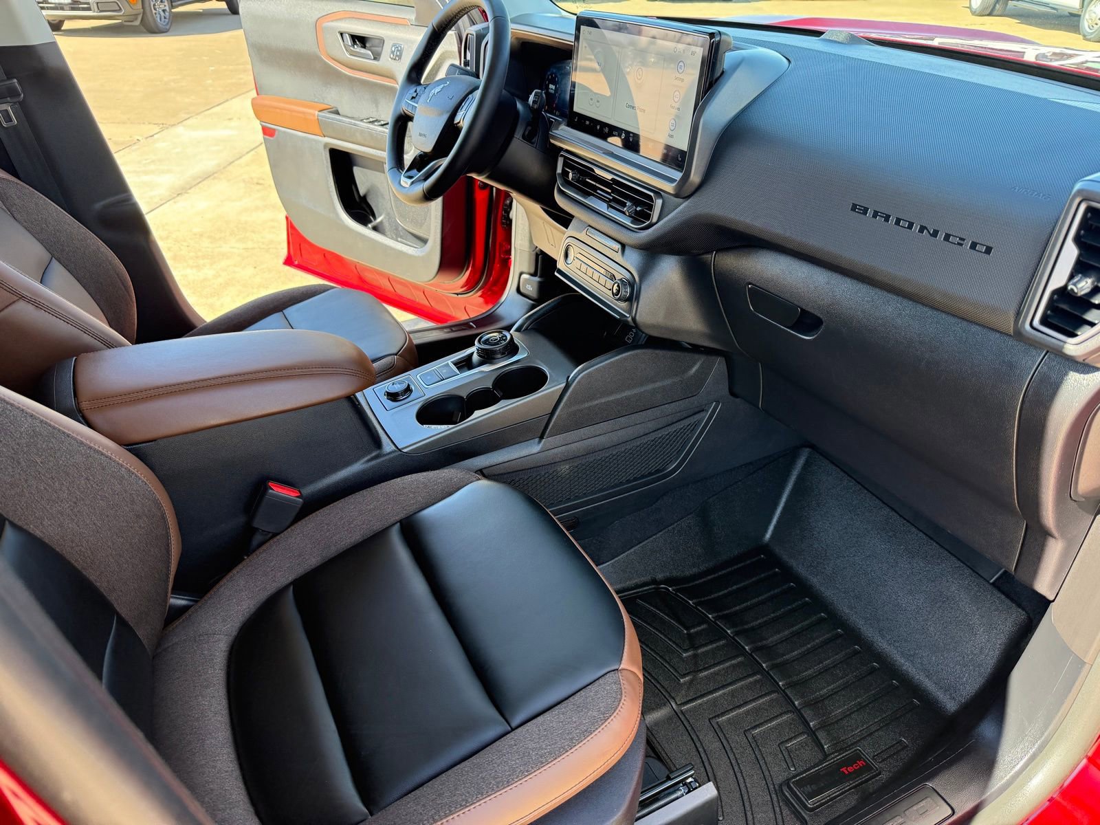 Certified 2025 Ford Bronco Sport Outer Banks image 17