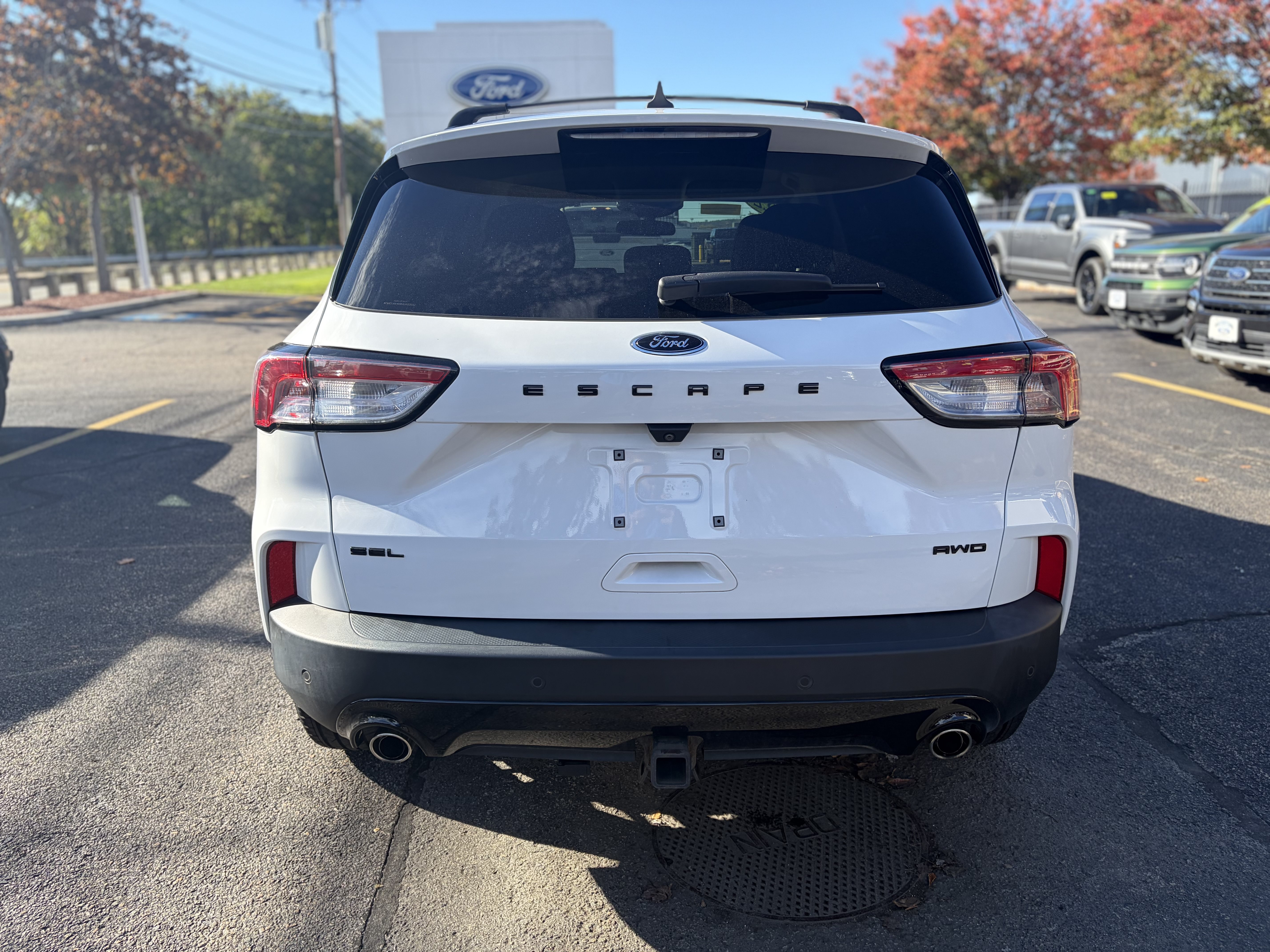 Certified 2022 Ford Escape SEL AWD/4WD image 6