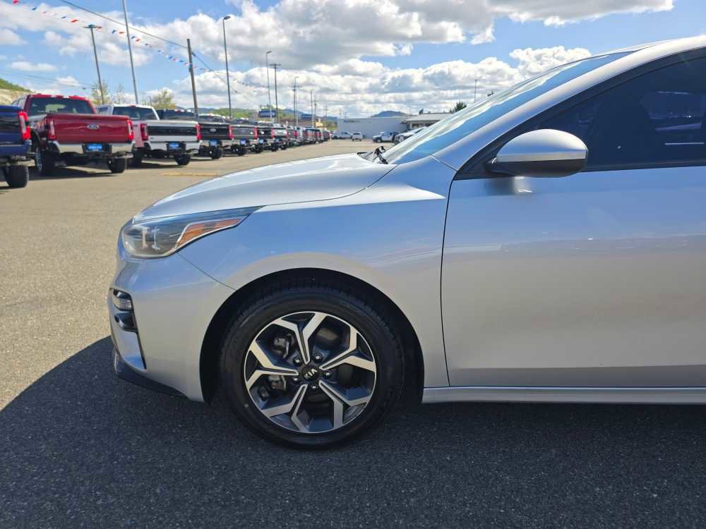 Used 2019 Kia Forte LXS FWD image 18