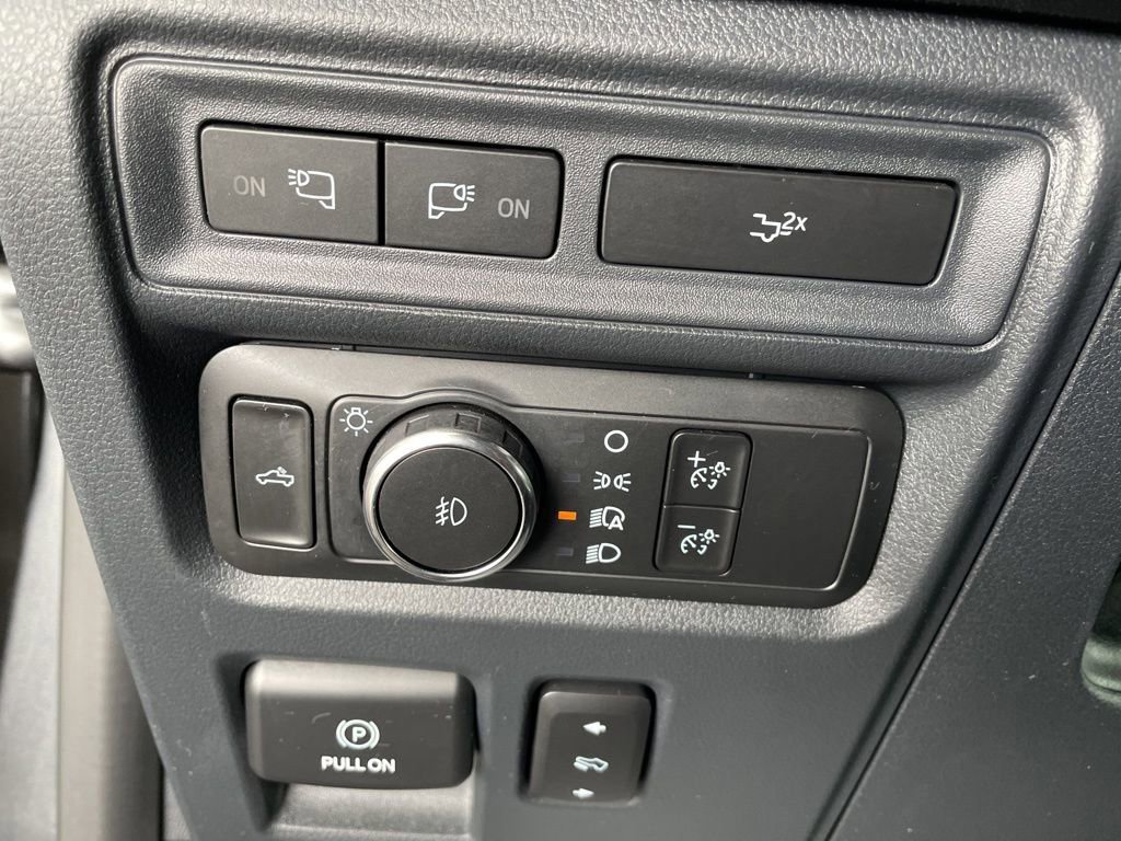 Certified 2022 Ford F150 XLT w/ Equipment Group 302A High image 15