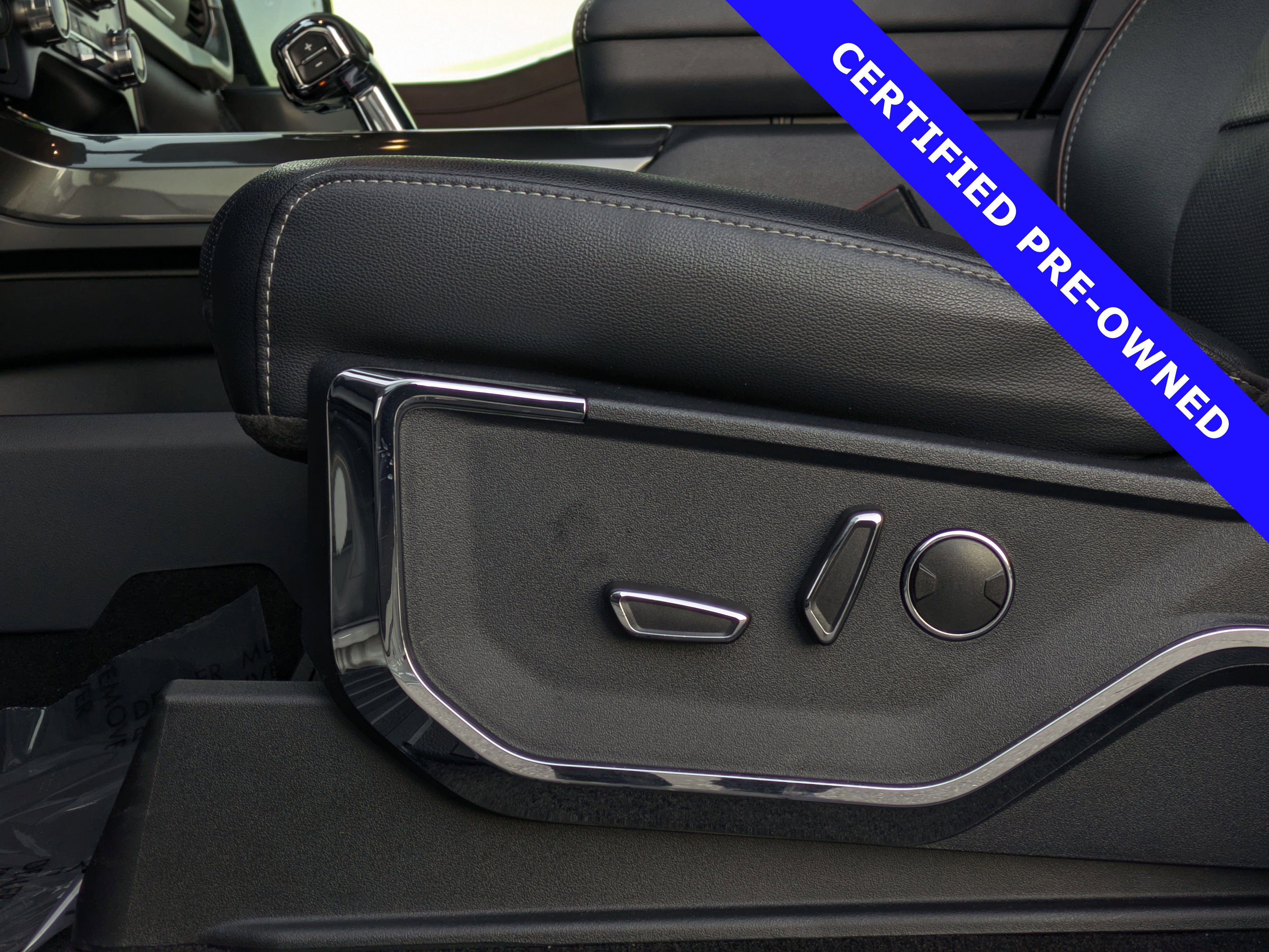 Certified 2023 Ford F150 Lariat w/ Equipment Group 502A High image 23