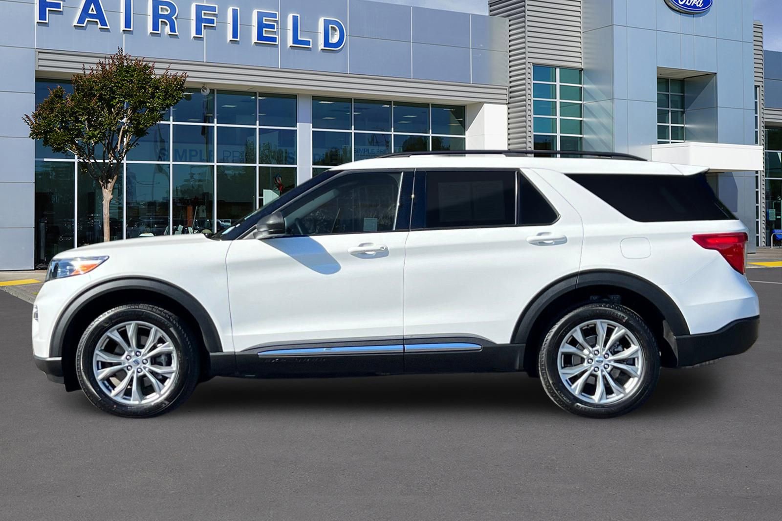 Certified 2023 Ford Explorer XLT w/ Equipment Group 202A image 13