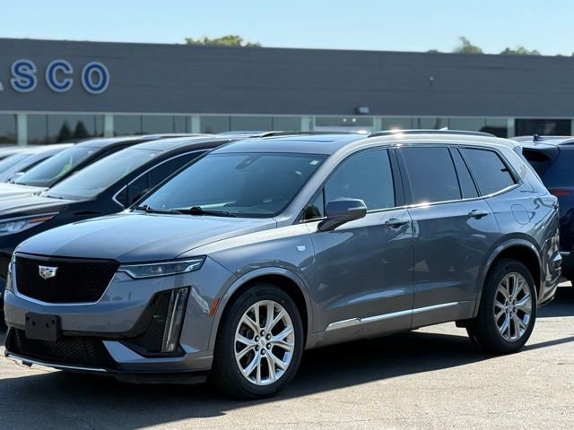 Used 2020 Cadillac XT6 Sport image 2