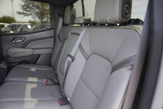 Used 2024 Chevrolet Colorado ZR2 w/ ZR2 Bison Edition image 13