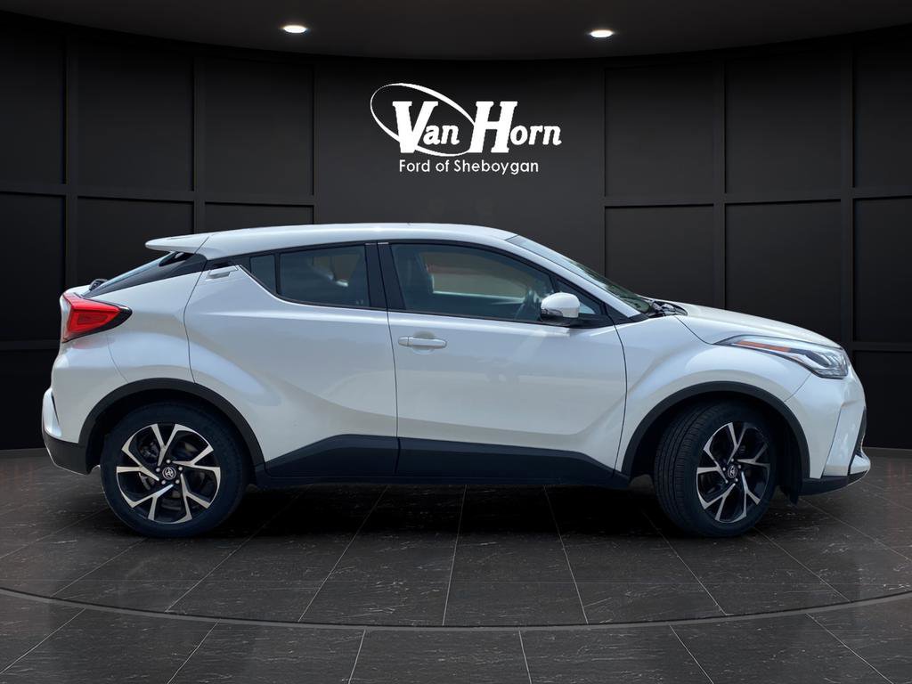 Used 2020 Toyota C-HR XLE FWD image 6