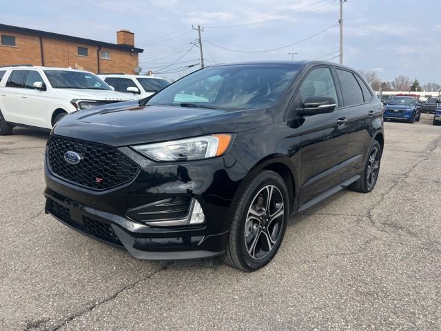 Certified 2023 Ford Edge ST image 6