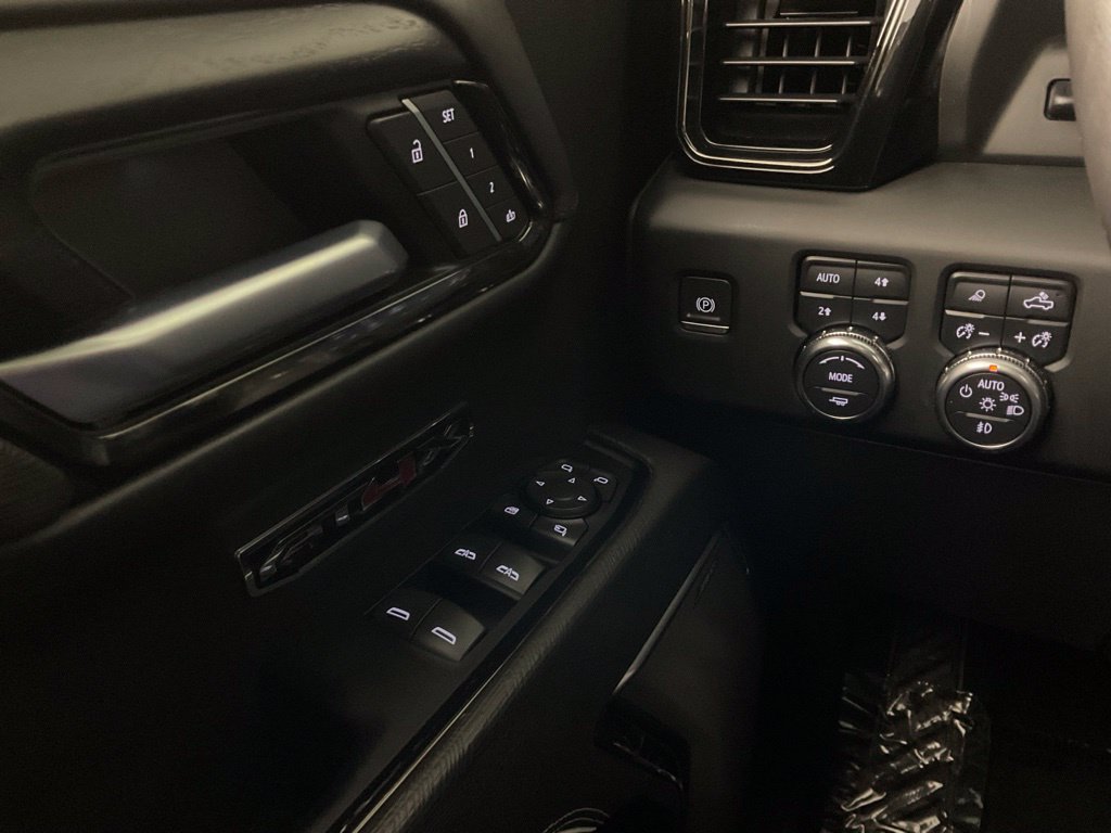 Used 2022 GMC Sierra 1500 AT4X AWD/4WD image 19