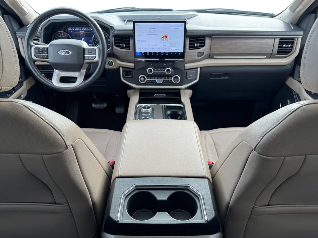 Certified 2024 Ford Expedition Limited image 10