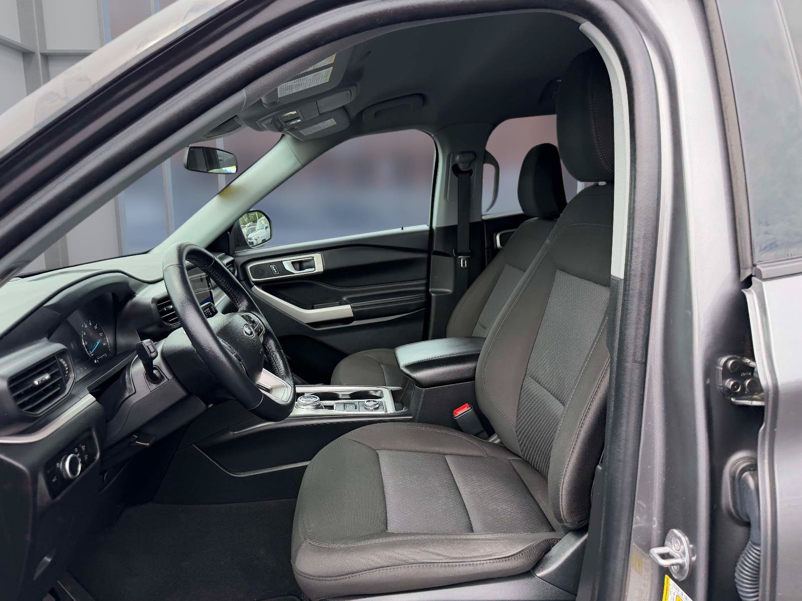 Certified 2023 Ford Explorer XLT AWD/4WD image 18