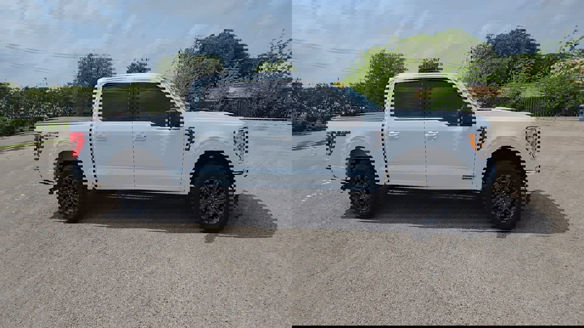 Certified 2023 Ford F150 XLT w/ Equipment Group 302A High image 6