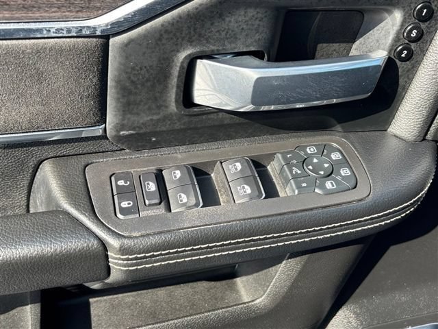 Used 2026 RAM 2500 Laramie AWD/4WD image 17