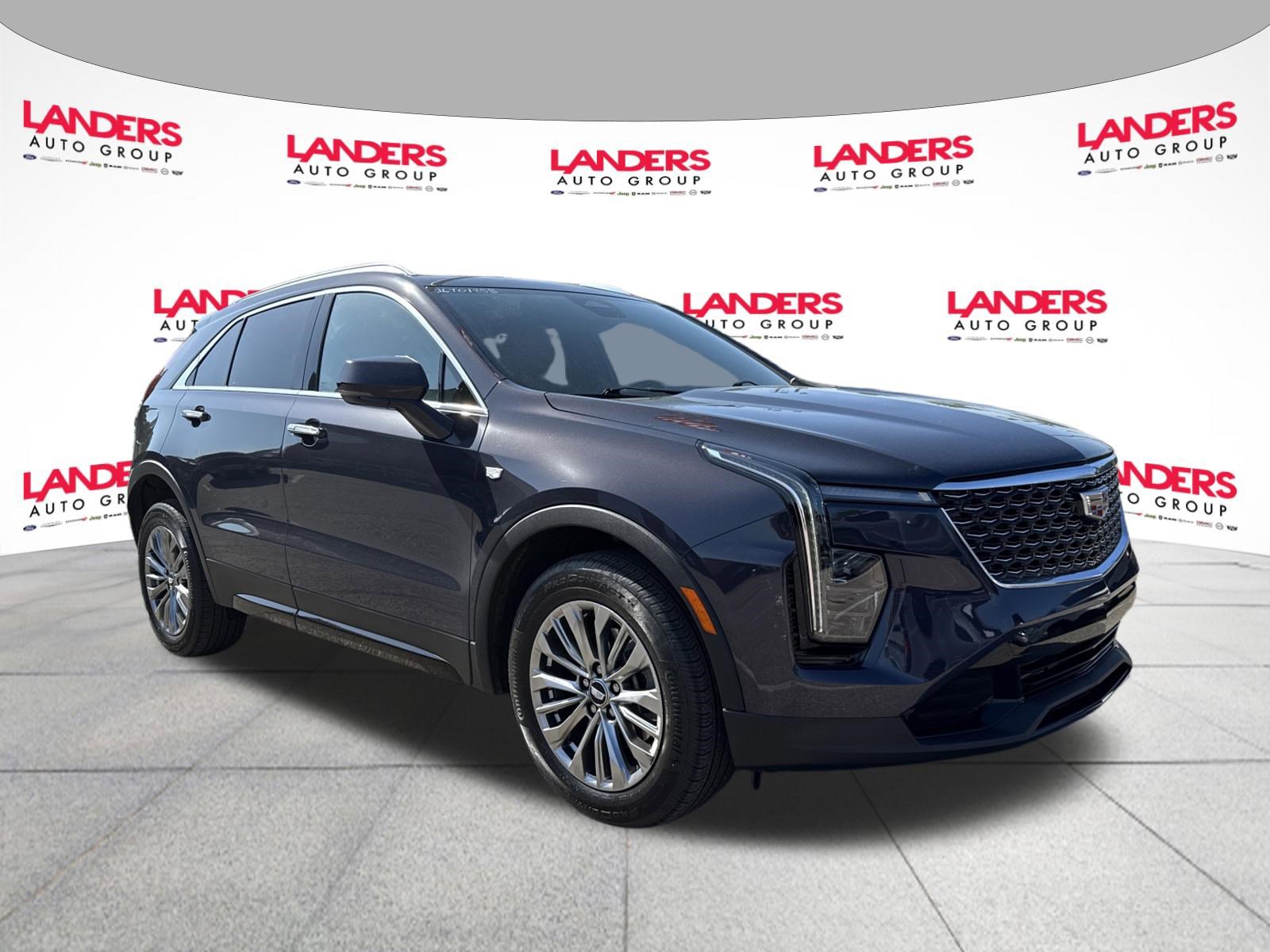 Used 2024 Cadillac XT4 Premium Luxury image 1