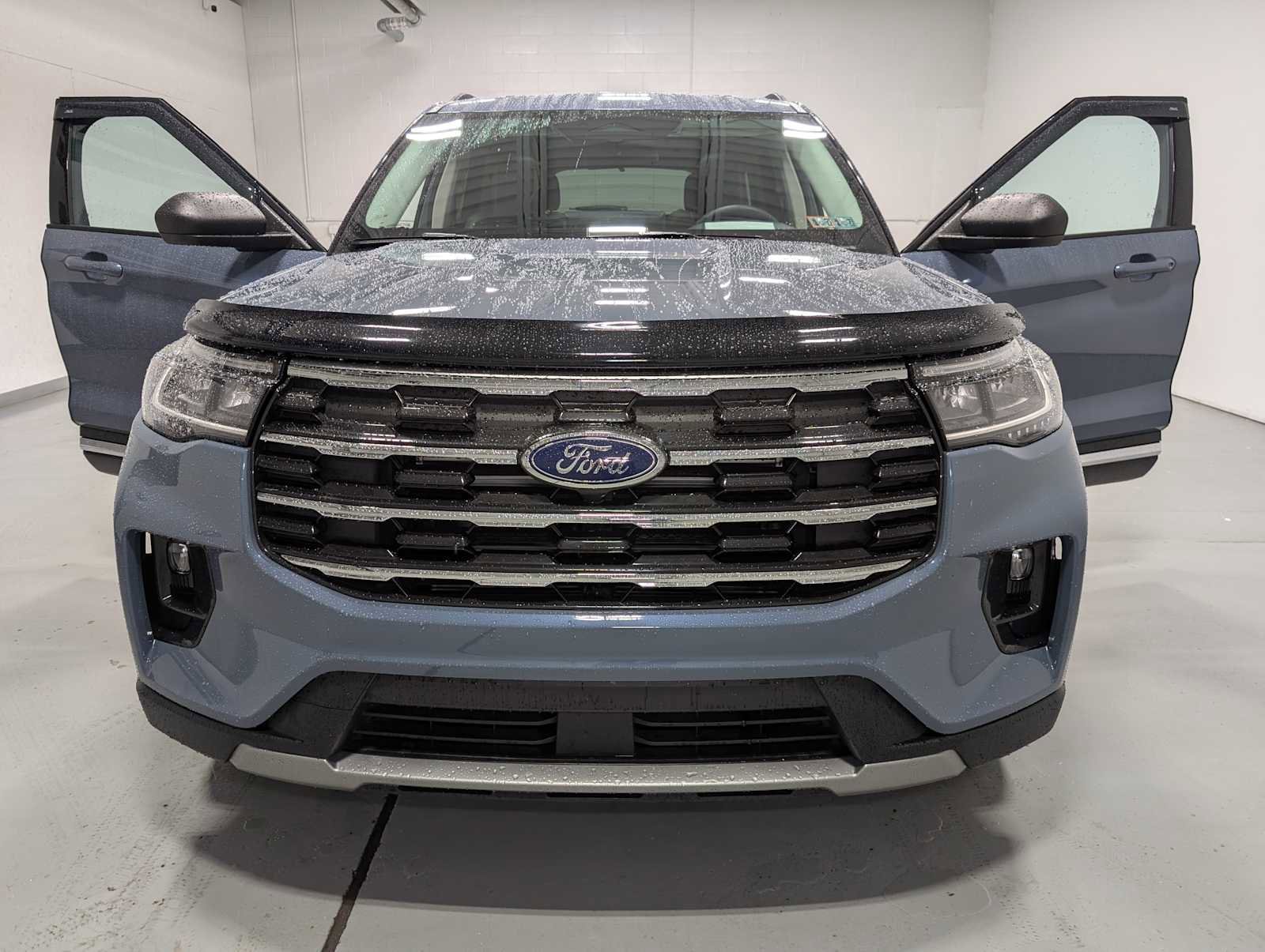 Certified 2025 Ford Explorer Active w/ Active Comfort Package image 10