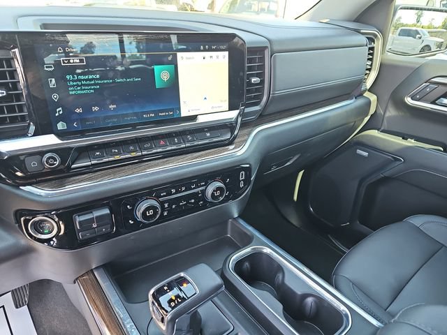 Used 2024 Chevrolet Silverado 1500 LT Trail Boss w/ LT Trail Boss Premium Package AWD/4WD image 24