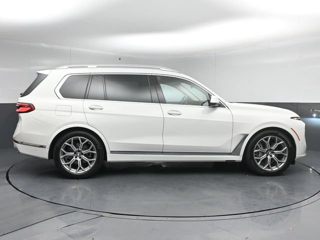 Used 2023 BMW X7 xDrive40i AWD/4WD image 8