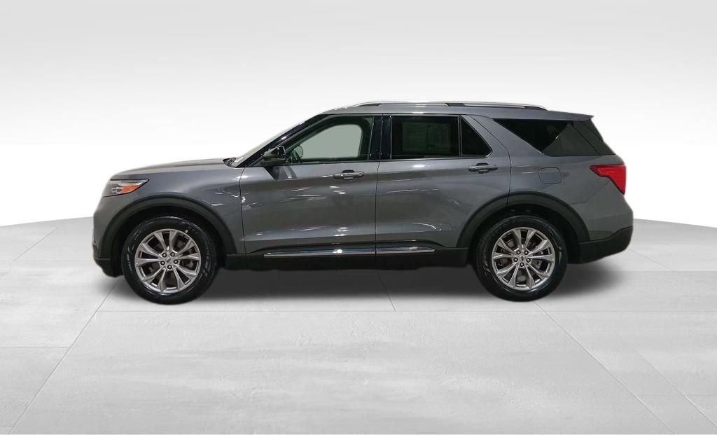 Certified 2022 Ford Explorer Limited w/ Equipment Group 301A image 6