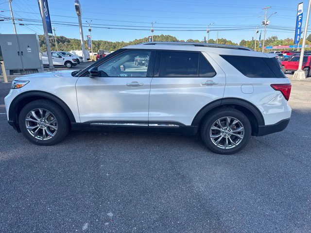 Certified 2023 Ford Explorer Limited w/ Limited Technology Package RWD image 8