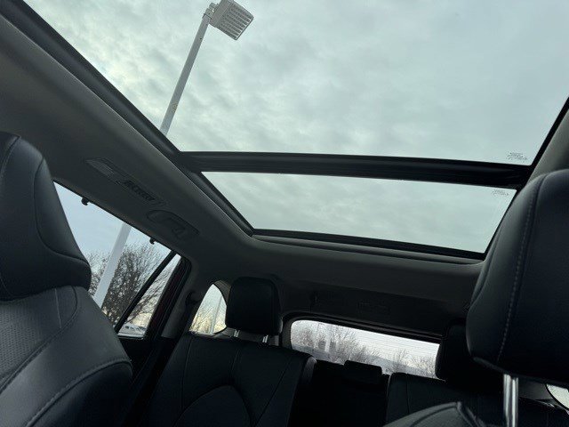 Used 2021 Toyota Highlander Platinum image 20