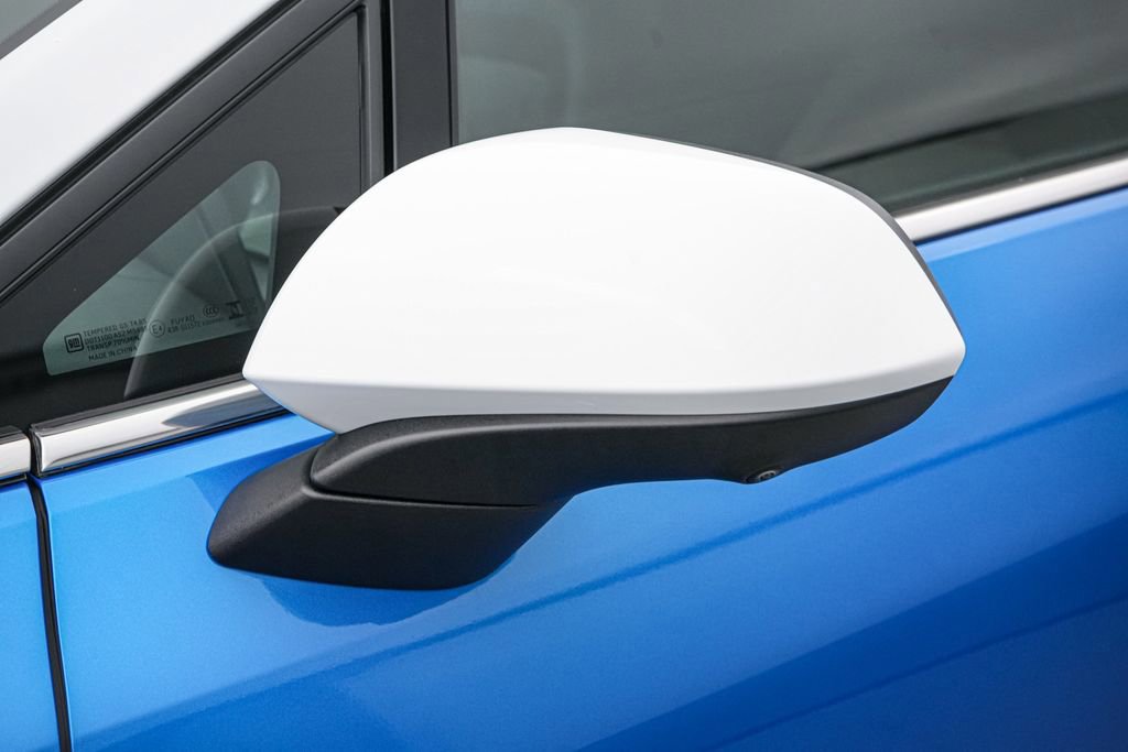 Used 2025 Chevrolet Equinox EV LT w/ Convenience Package image 15