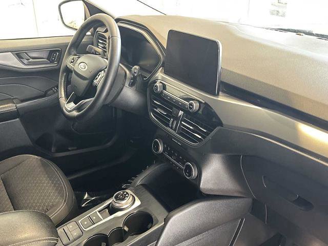 Certified 2024 Ford Escape Active AWD/4WD image 27