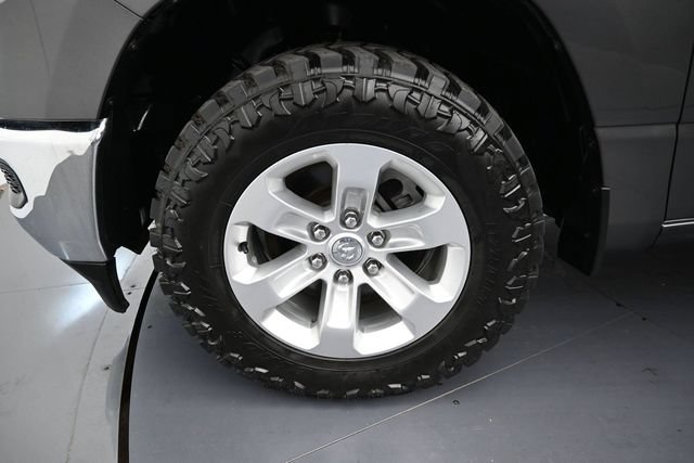 Used 2024 RAM 1500 Laramie AWD/4WD image 9