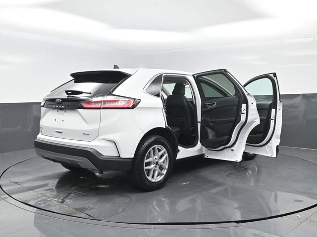 Certified 2024 Ford Edge SEL w/ Convenience Package AWD/4WD image 25